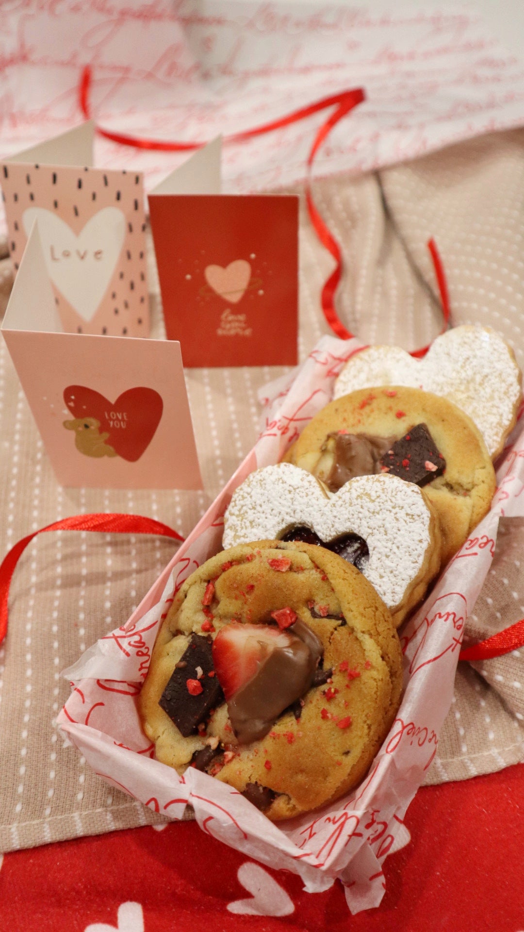 "Will you be my Valentine" Cookie Box